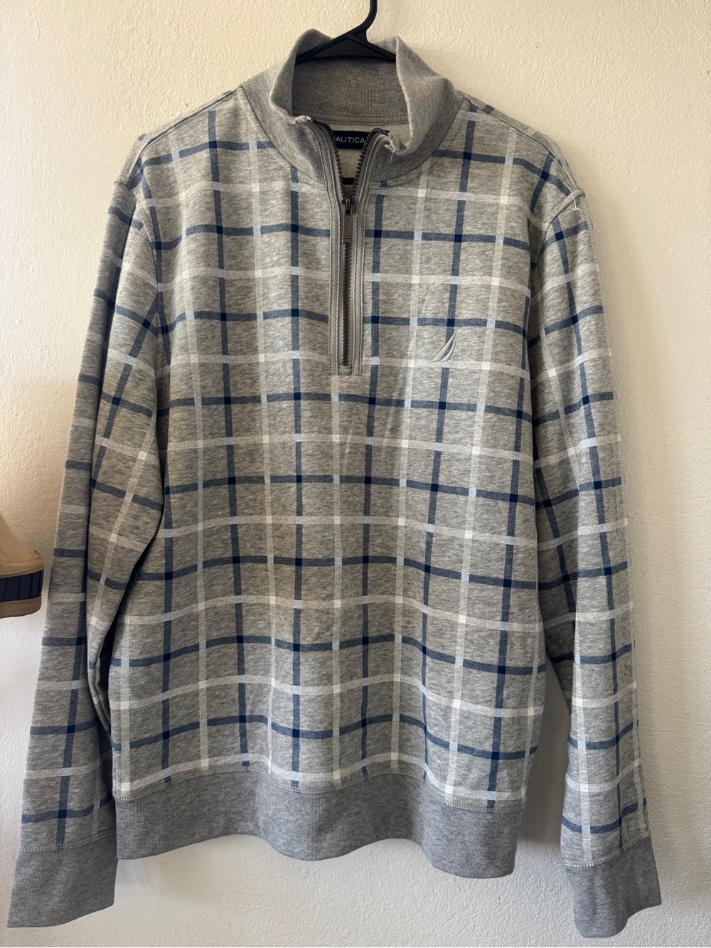 NWT Nautica Gray Plaid Quarter Zip Pullover Sweatshirt - Size Medium